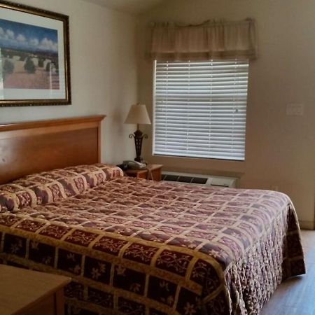 Garden Inn & Suites Hebbronville 外观 照片