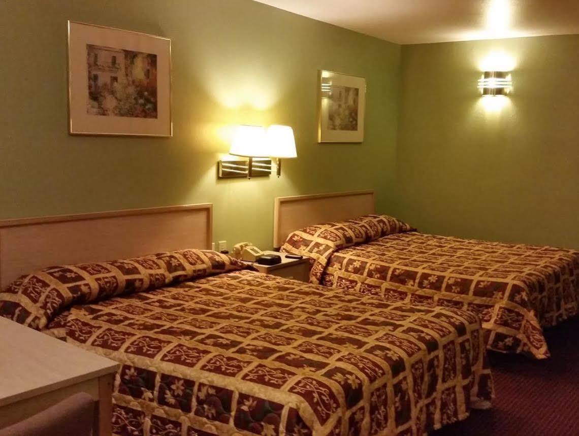 Garden Inn & Suites Hebbronville 外观 照片